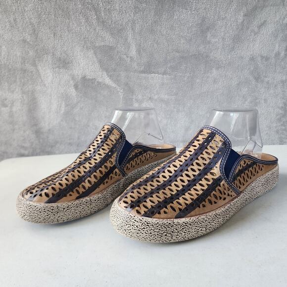 Spring Step LArtiste Shoes Womens 8.5 Leather Mules Tan Navy Blue Lattice EU 39 - Picture 1 of 12